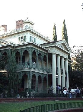 The Disney Attractions Discussion Series: Haunted Mansion · DVDizzy Forum