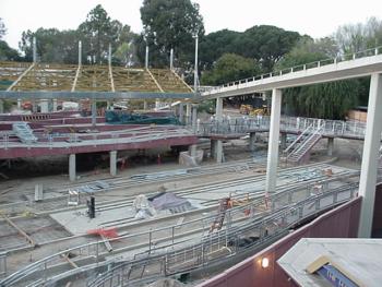 Autopia-4.jpg (23354 bytes)