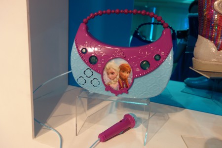 Frozen Boombox with MP3 Plug-In_14322688118_l