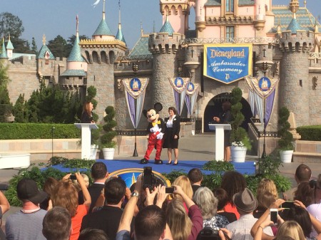 JulieReihmtakesstage