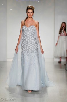 "NEW YORK BRIDAL FASHION WEEK"