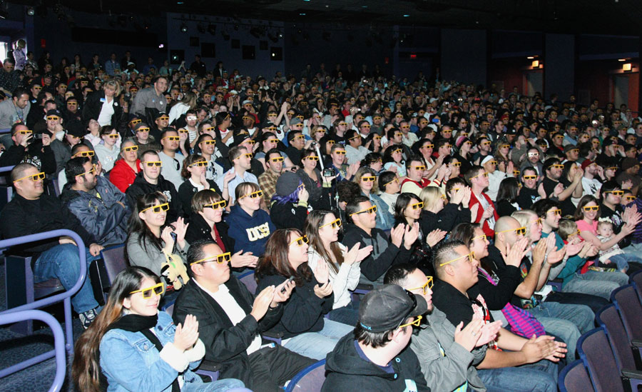 eoaudience123298198_LARGE