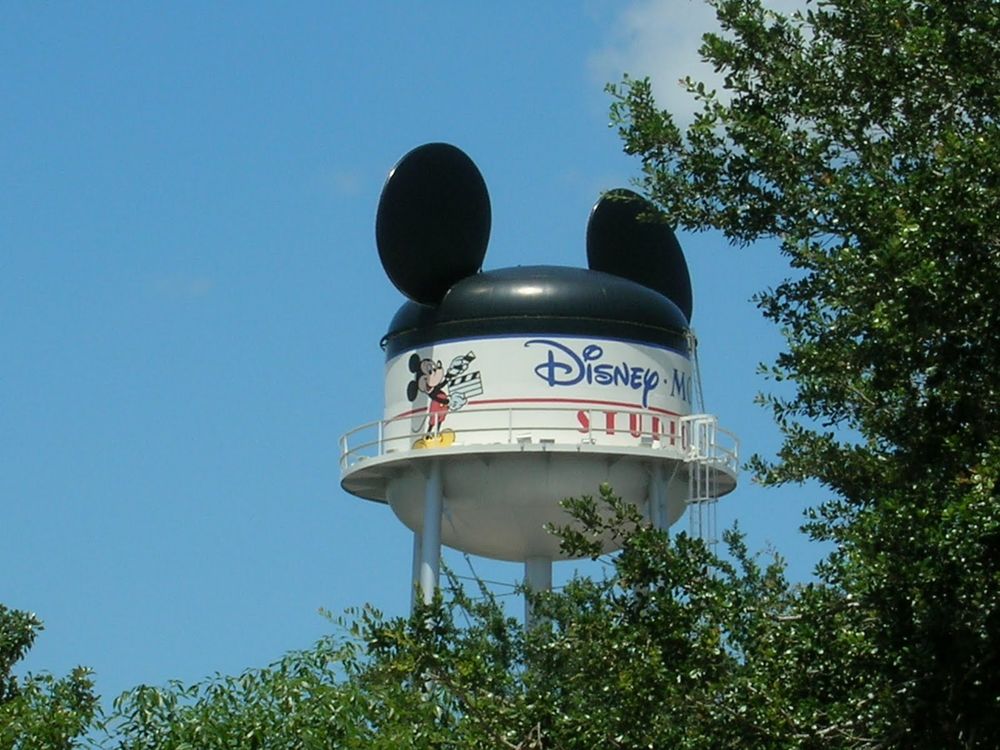Earful_Tower_Disney's_Hollywood_Studios