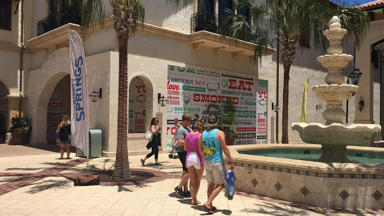 orl-polite-pig-disney-springs-os0039828325-20160715