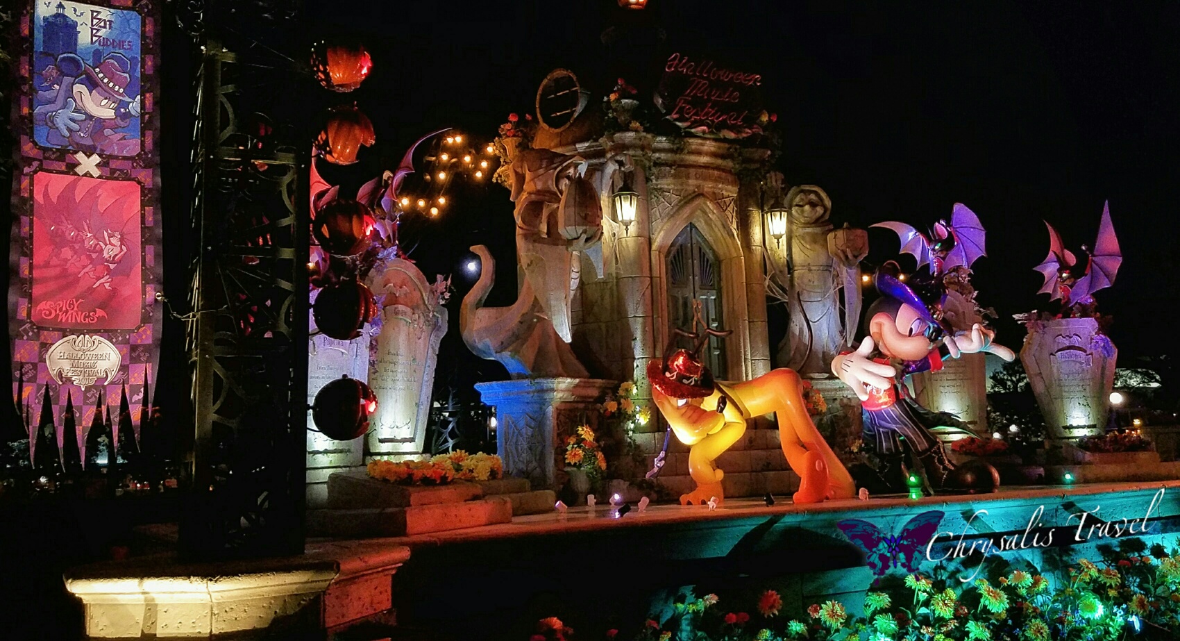 mickey-and-pluto-with-bat-buddies