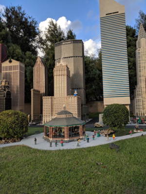 Christmas Bricktacular