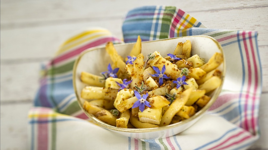 Refreshment Port, EPCOT Flower & Garden Festival Foodie Guide 2025