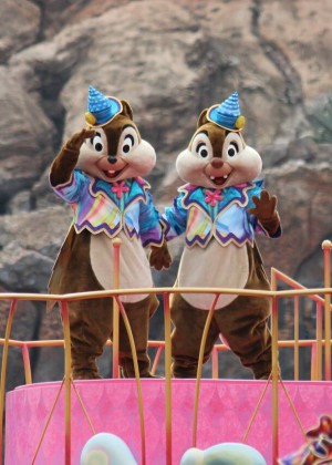 Tokyo DisneySea Easter 2015 - LaughingPlace.com