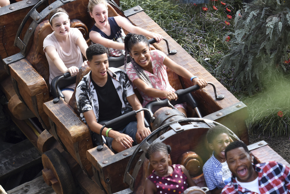 ABC Release Images of Black-ish's Visit to Walt Disney World ...