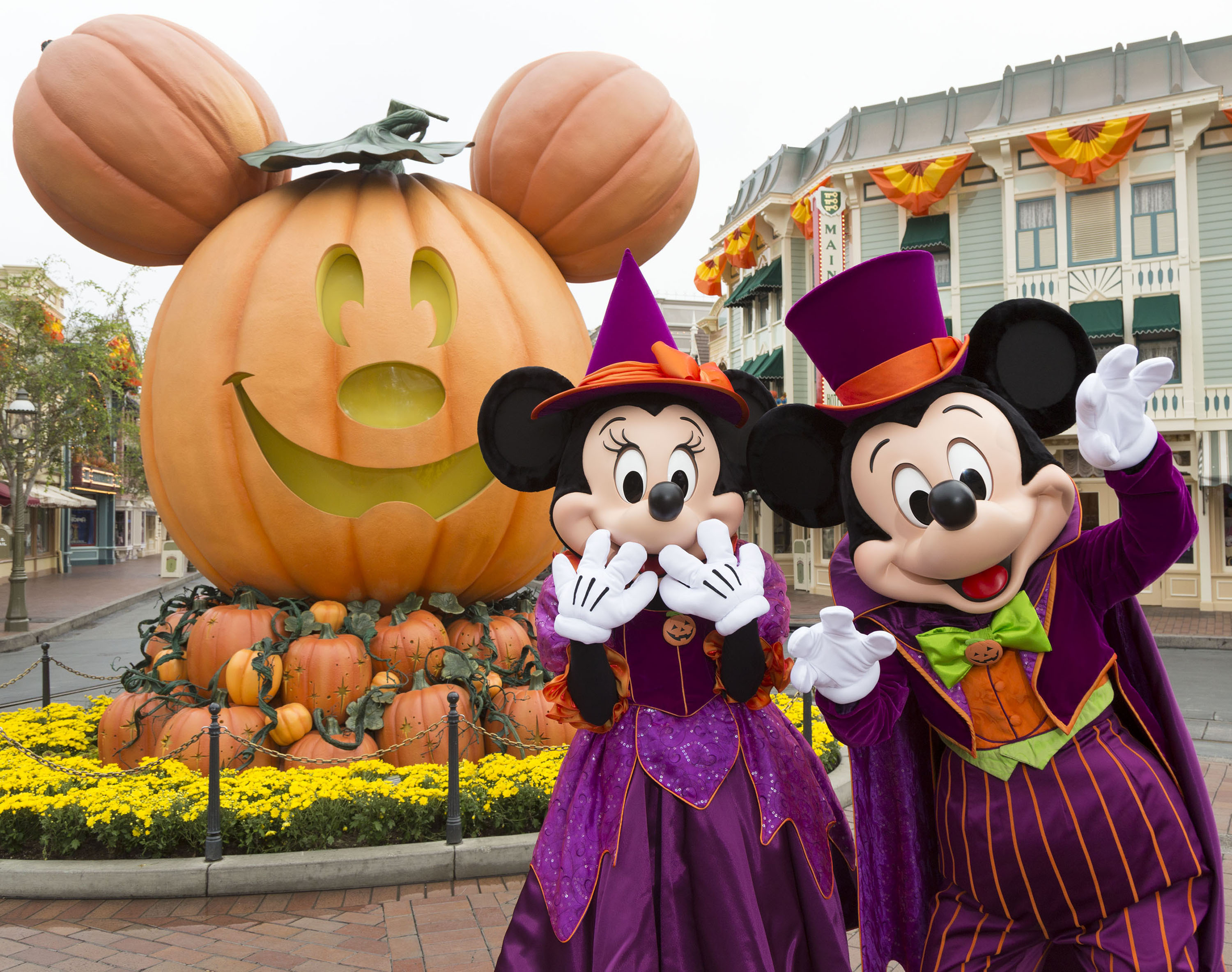 Halloweentime Returns to the Disneyland Resort