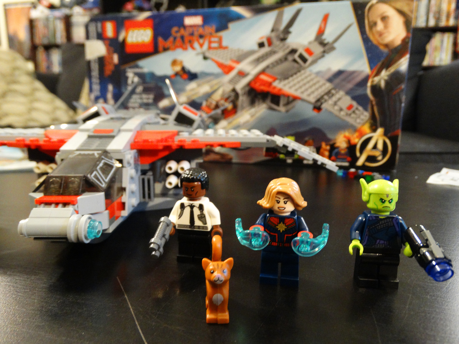 Video Review Lego Captain Marvel And The Skrull Attack Laughingplace Com