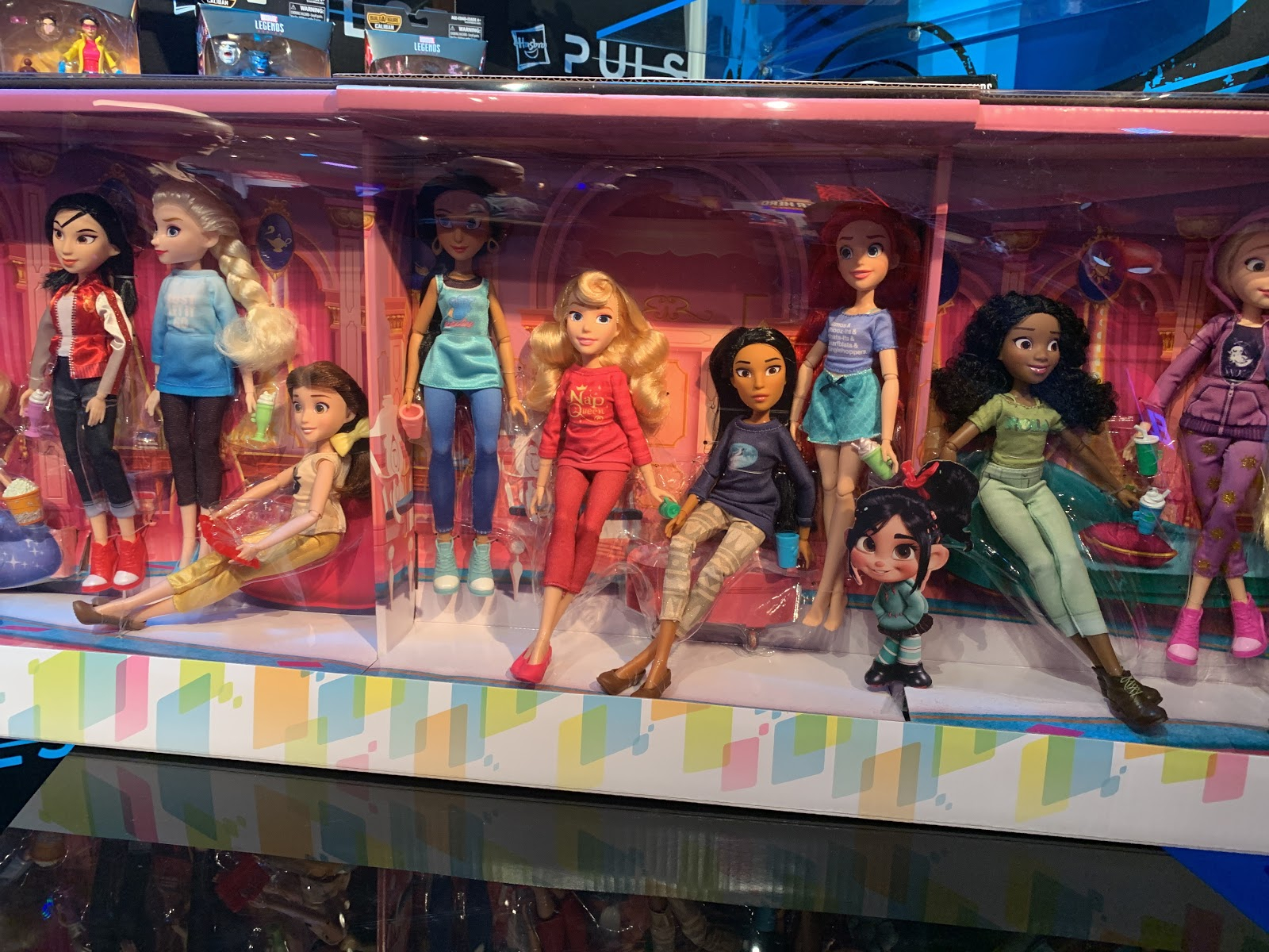 Toy Fair 2019: Hasbro Disney Princess, Frozen II, Descendants 3