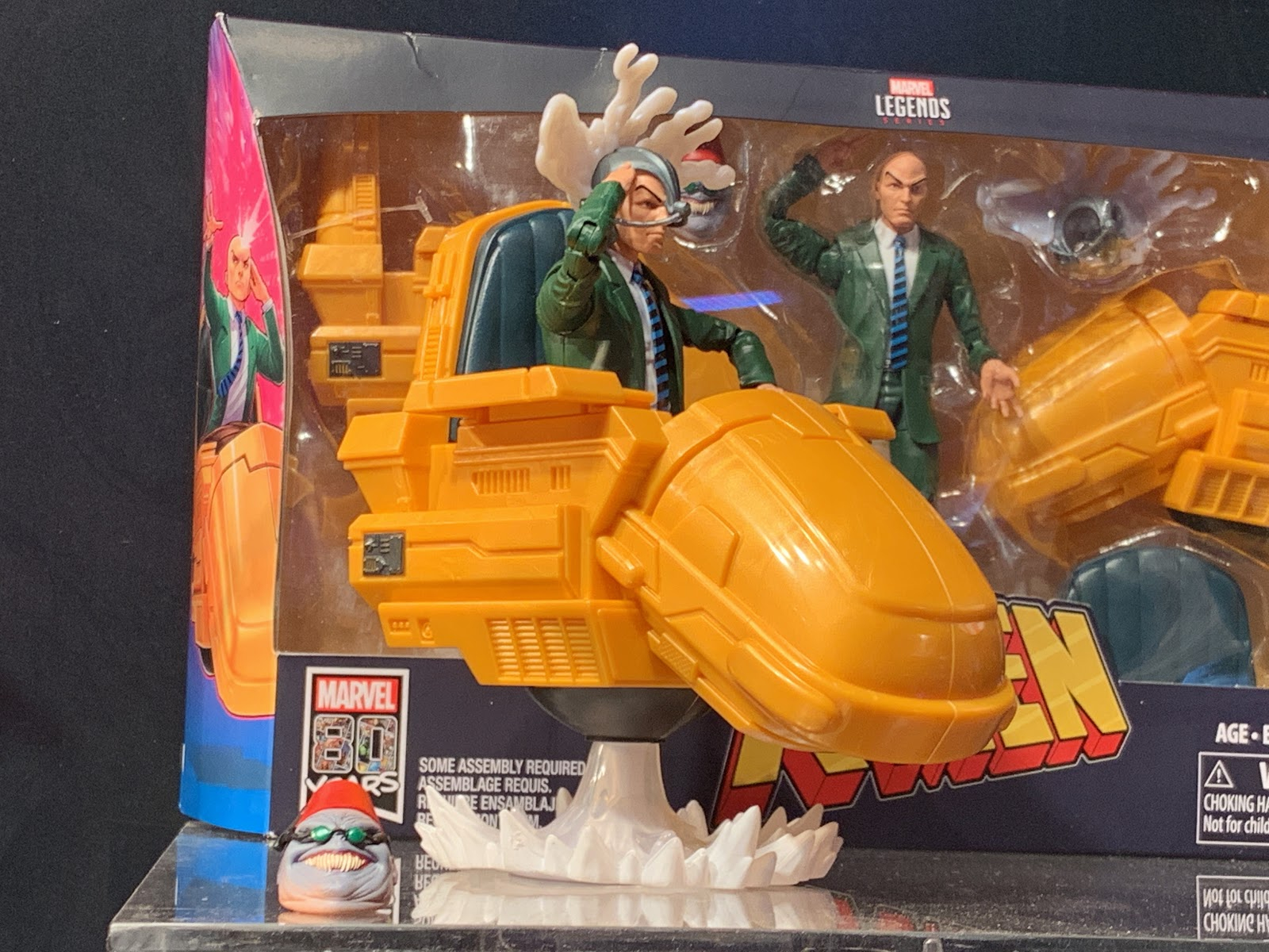 Hasbro: Marvel Legends Vehicles Professor X and Scooter Deadpool Review