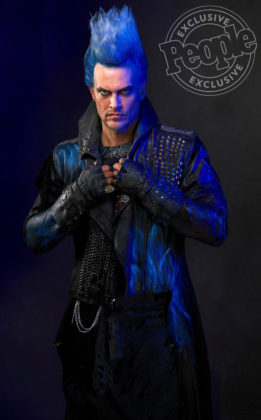 People Shares First Look at Cheyenne Jackson's Hades in "Descendants 3"