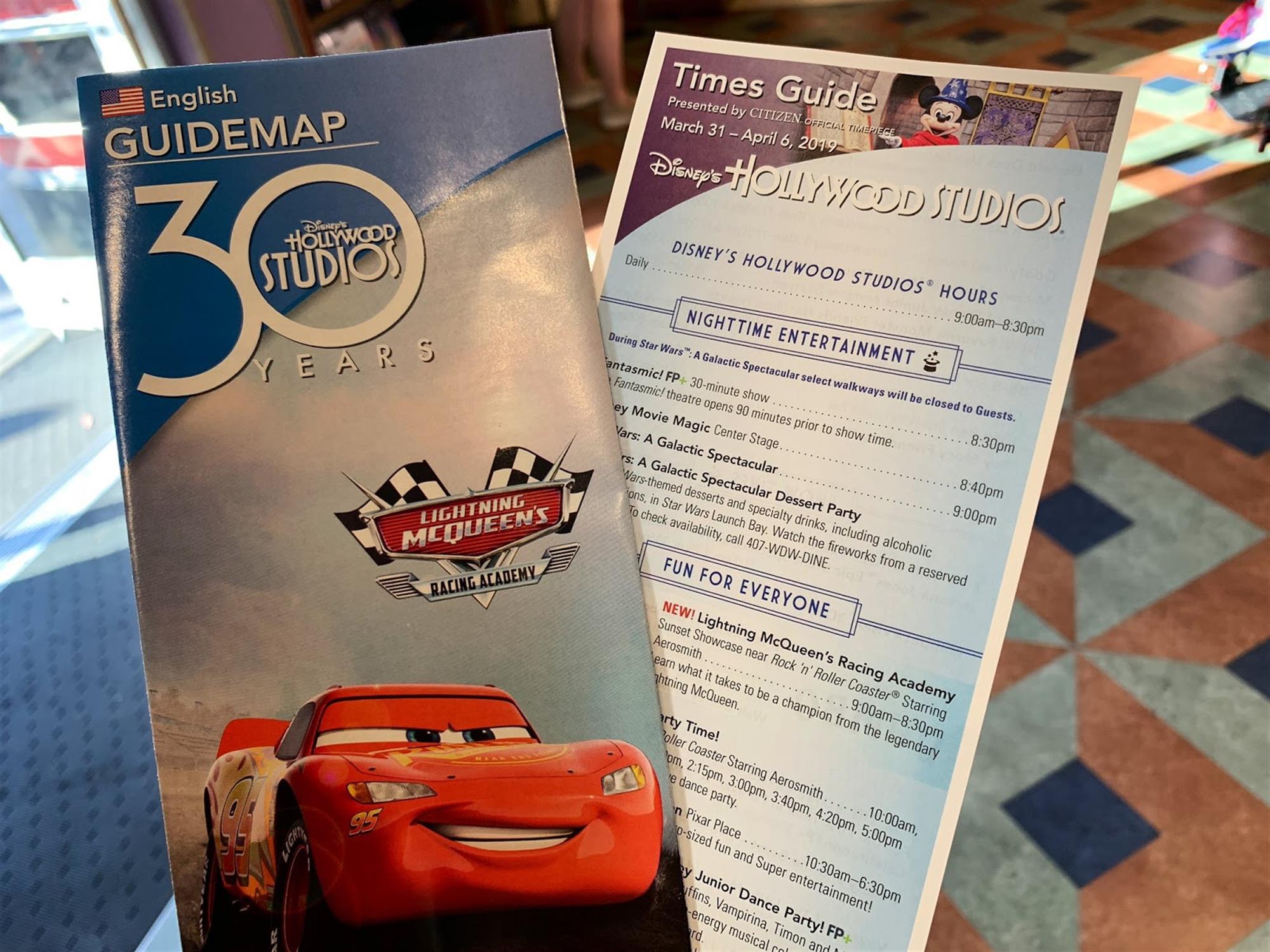 Lightning McQueen's Racing Academy – Guide to the Magic