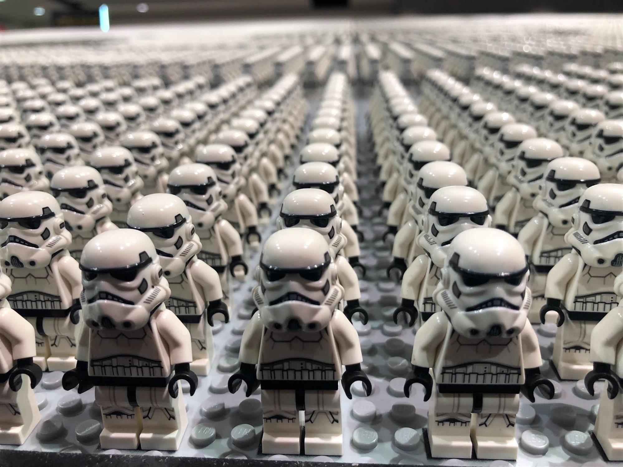 LEGO Sets World Record with Stormtrooper Army Build at Star Wars