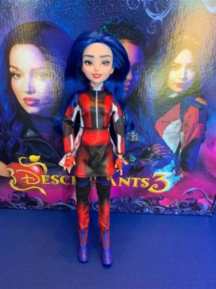 descendants 3 evie doll