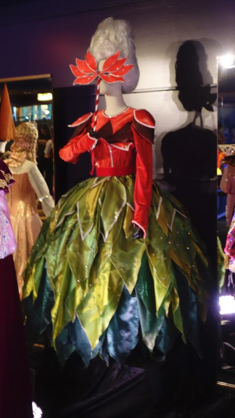 Disneyland Paris Celebrates Heritage Days with Special Costume ...