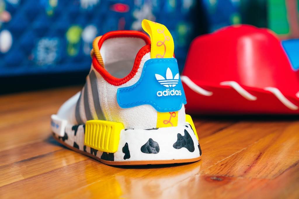 nmd r1 toy story shoes