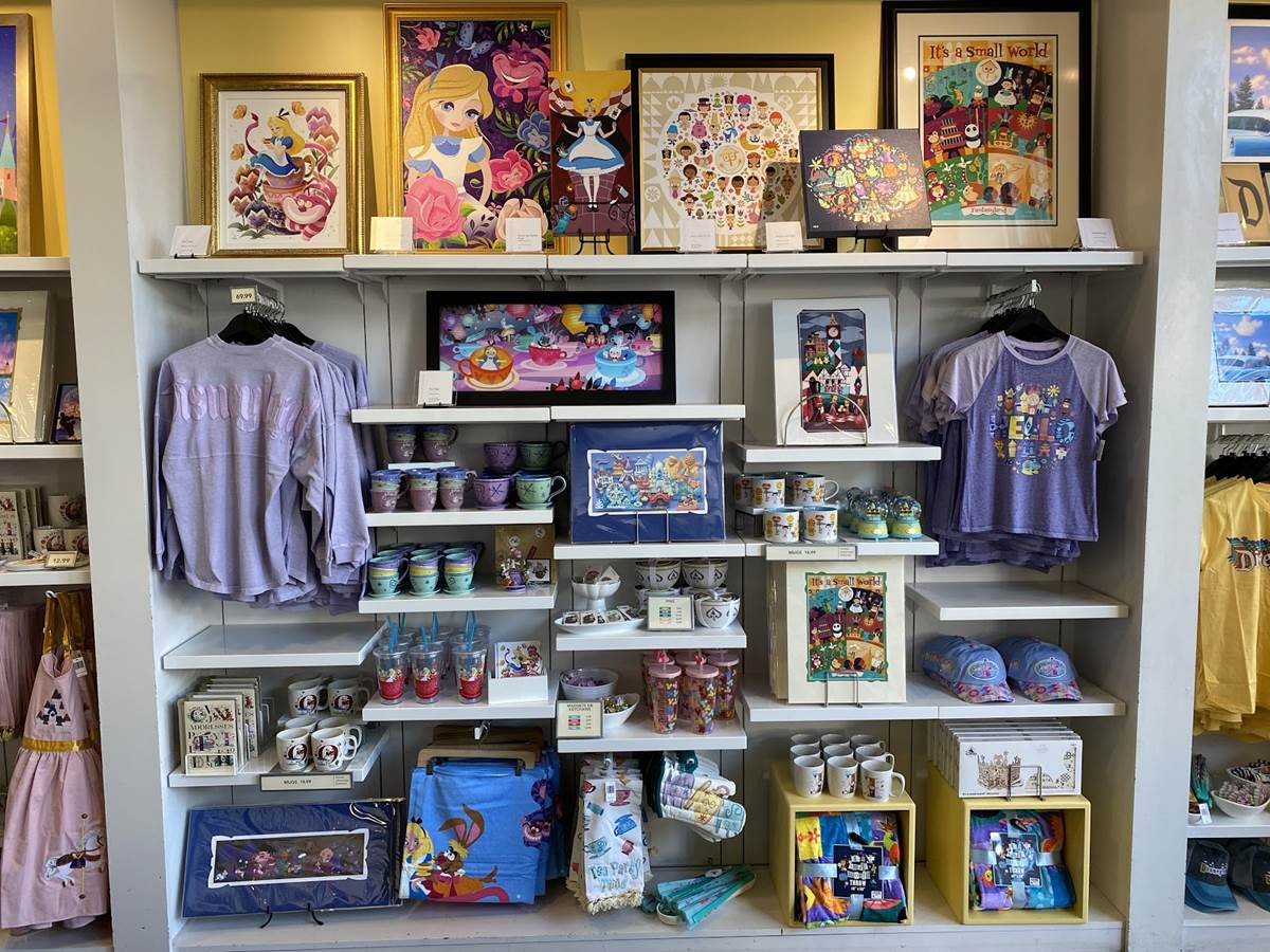 https://www.laughingplace.com/w/wp-content/uploads/2021/02/wonderground-gallery-reopens-in-downtown-disney-district-16.jpeg