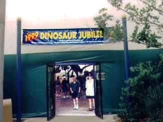 Extinct Attractions - Dinosaur Jubilee 