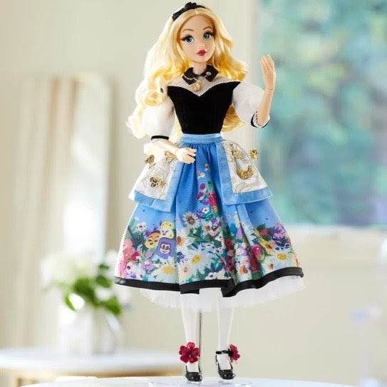 Alice in Wonderland Barbie : r/Dolls