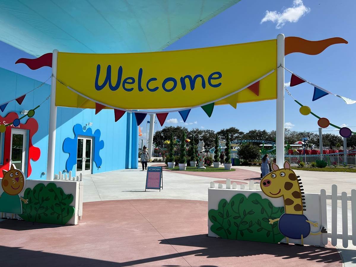Peppa Pig Theme Park Extended Hours April 2nd 24th
