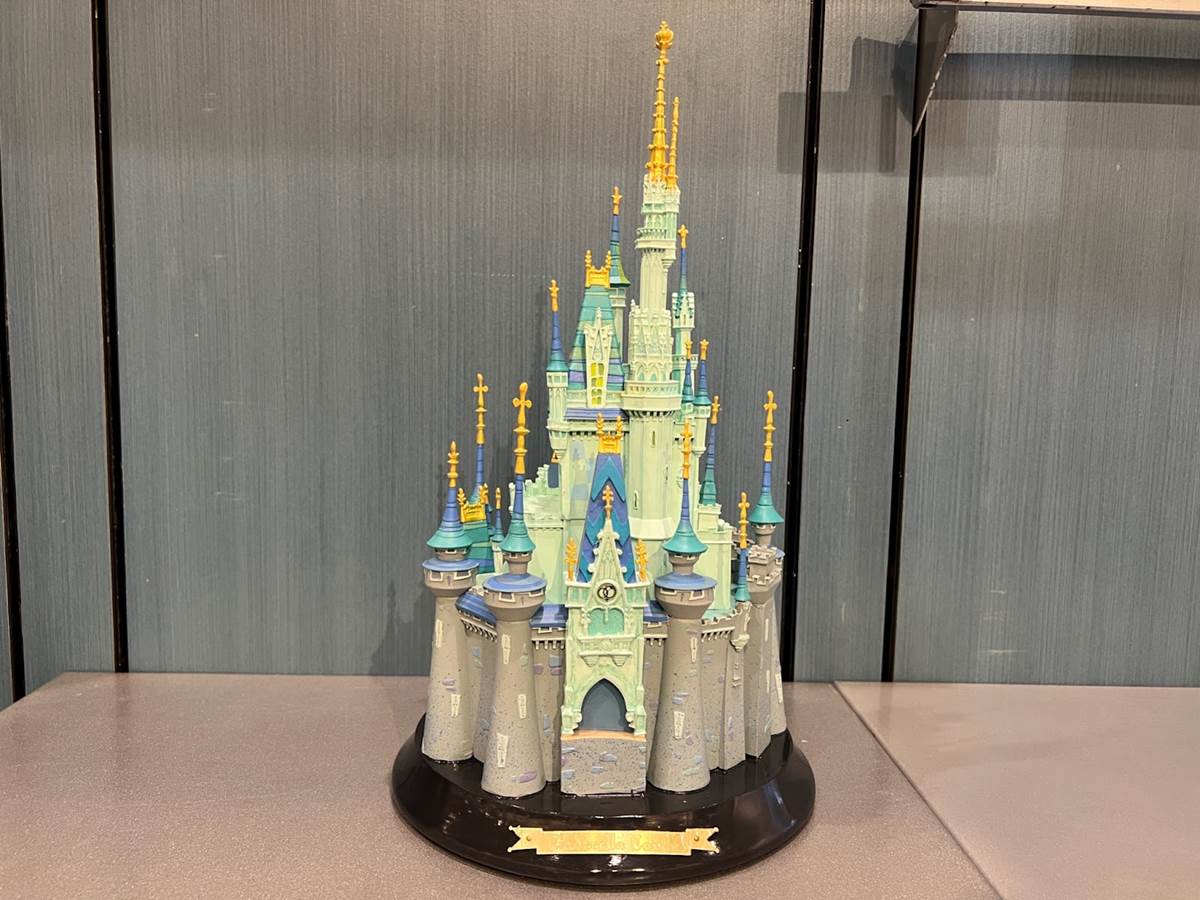 Miniature Cinderella Castle Statuette by Kevin Kidney and Jody Daily ...
