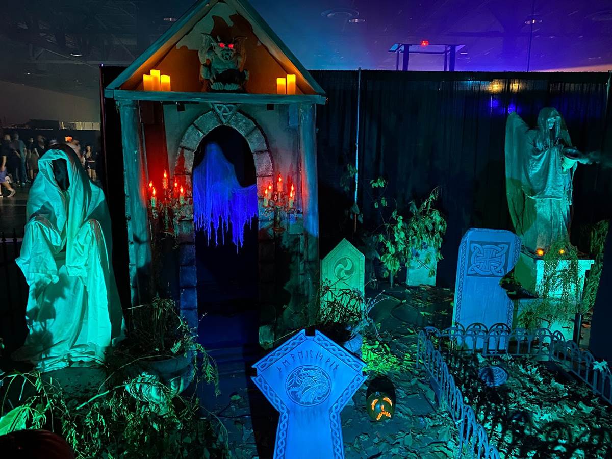 Photos/Video: Midsummer Scream Halloween and Horror Convention Makes ...