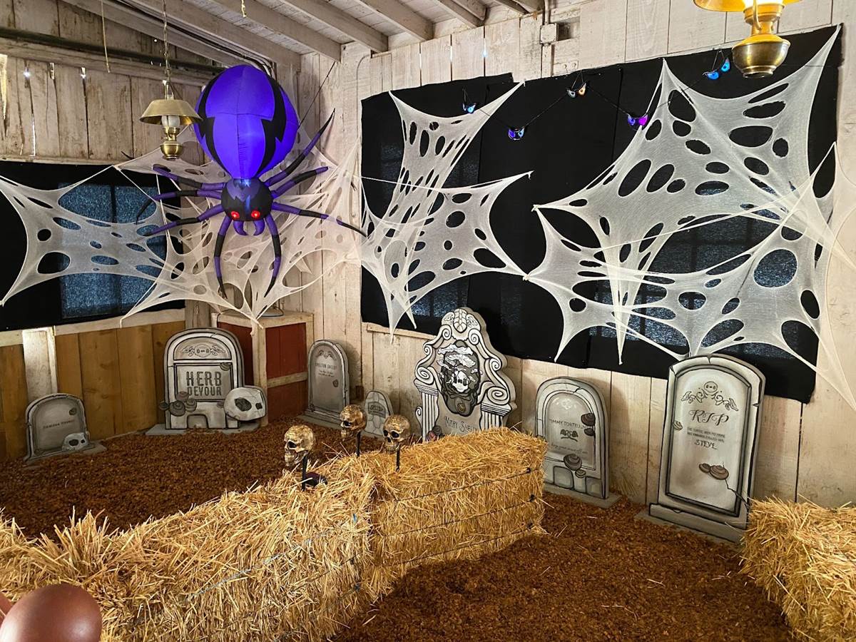 Photos / Video: Knott's Spooky Farm Returns with More Family-Friendly ...