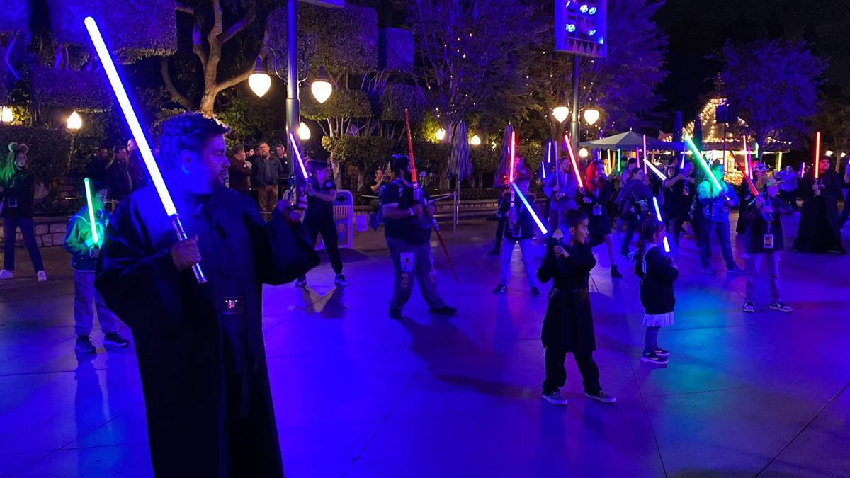 Photos/Videos: Disneyland After Dark: Star Wars Nite 