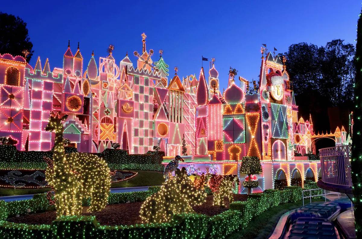 Holidays at Disneyland Tips and What You Need to Know