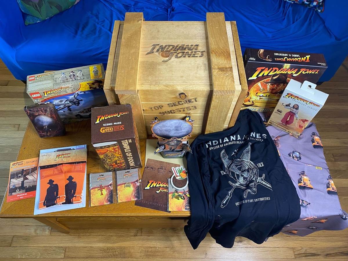 Video Unboxing - Indiana Jones Crate of Merchandise from Entire ...
