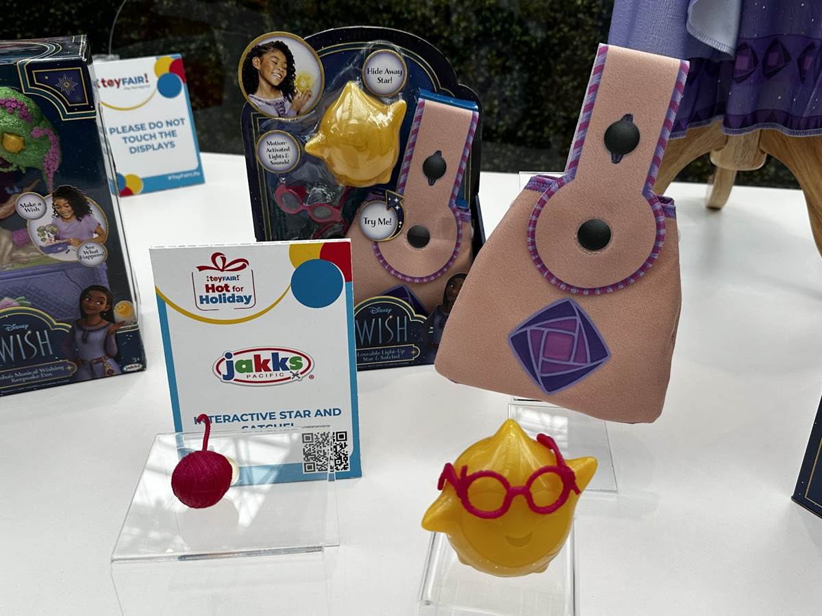 Toy Fair 2023: Disney's Wish Toys from Jakks Pacific (Singing