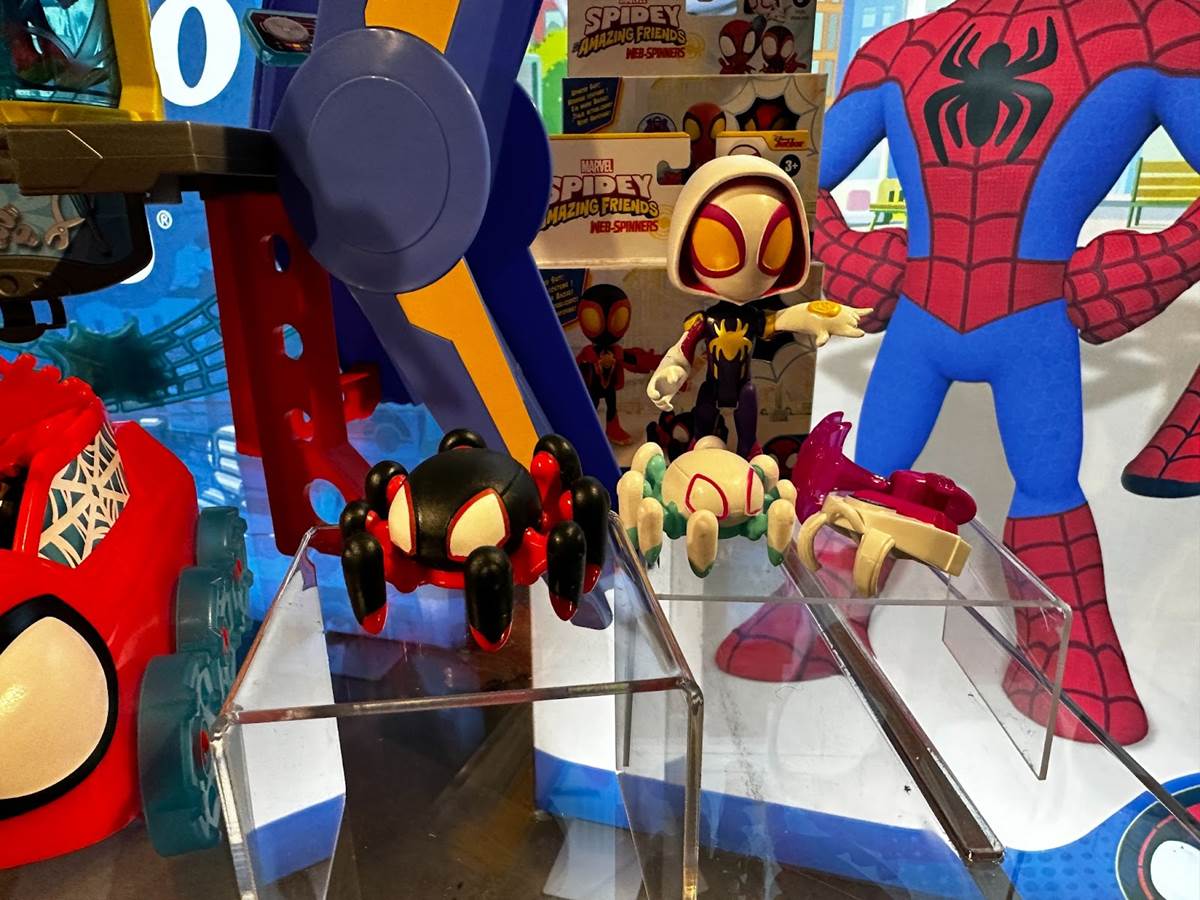  Marvel Spidey and His Amazing Friends Spidey Cuddle Plush -  20-Inch Ultra Soft Spidey Plush - Toys Featuring Your Friendly Neighborhood  Spideys : Toys & Games