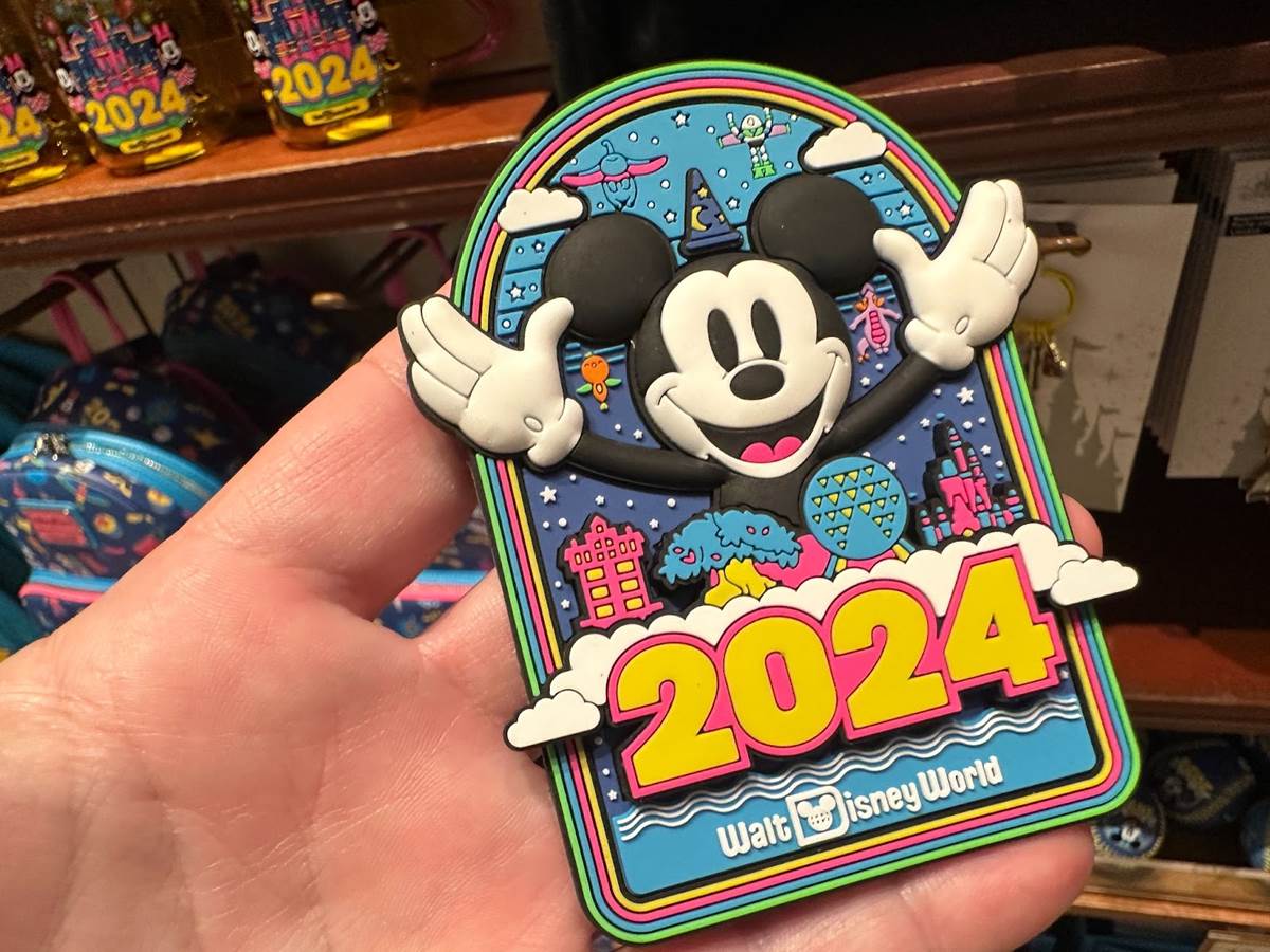 Mickey Straws Return to Walt Disney World As Part of 2024 Merchandise  Collection After Being Previously Discontinued as Upcharge Add-On - WDW  News Today